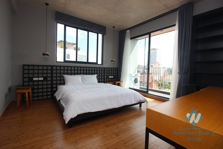 Lake view stylish apartment rental in Dong Da, Hanoi